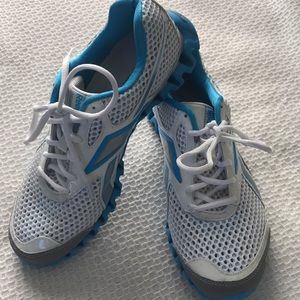 Women’s Reebok sneakers. Worn a few times. 8.5